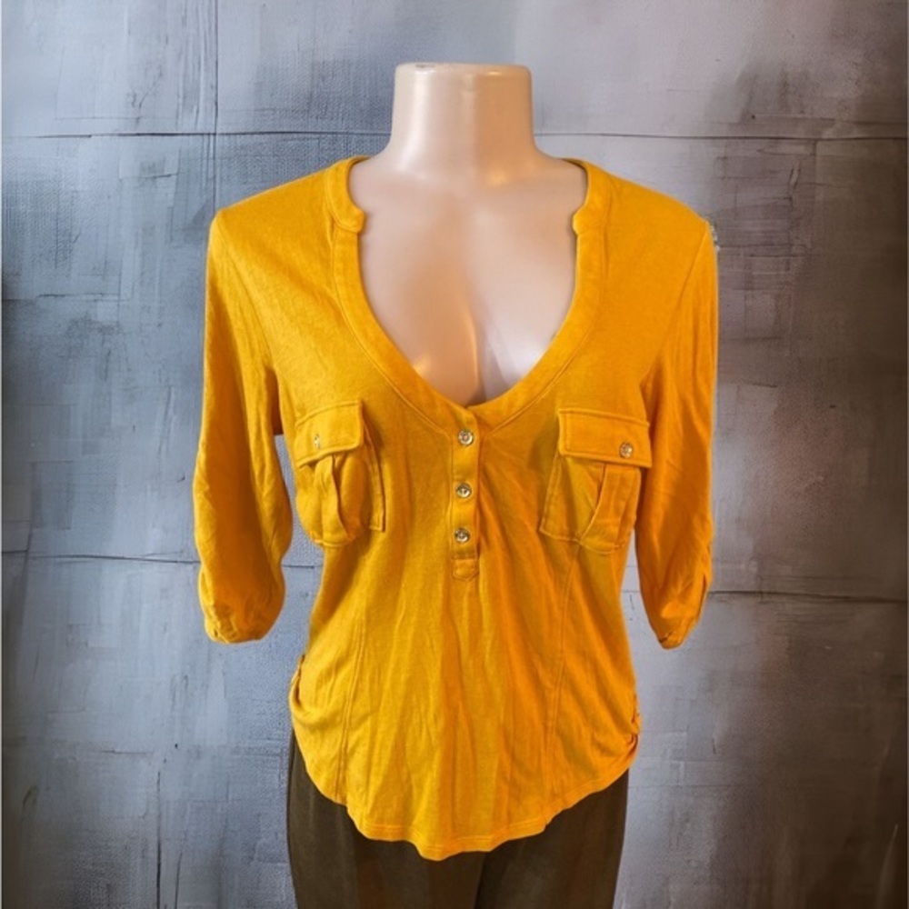 GUESS Los Angeles Mustard Henley Roll Tab Sleeve Top M